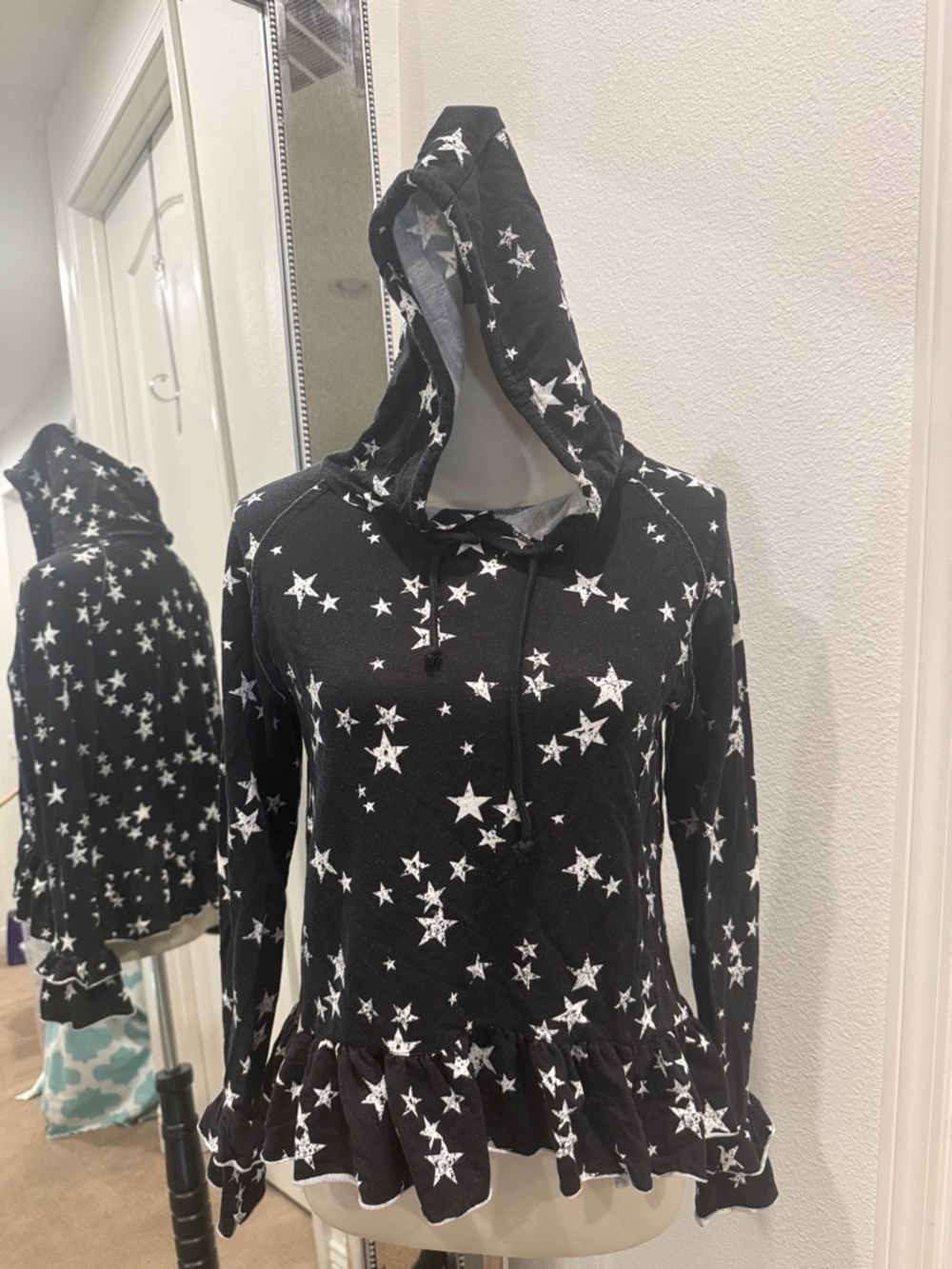 Generation Love Black Star Pullover Hoodie Shirt
